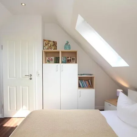 Haus Ostseeduene Whg 14 *